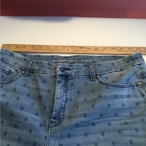 Chico’s So Slimming Girlfriend Slim Leg Crop polka dot  size 12-14 EUC